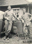 [Soldiers of the 995th FA Bn with Car]